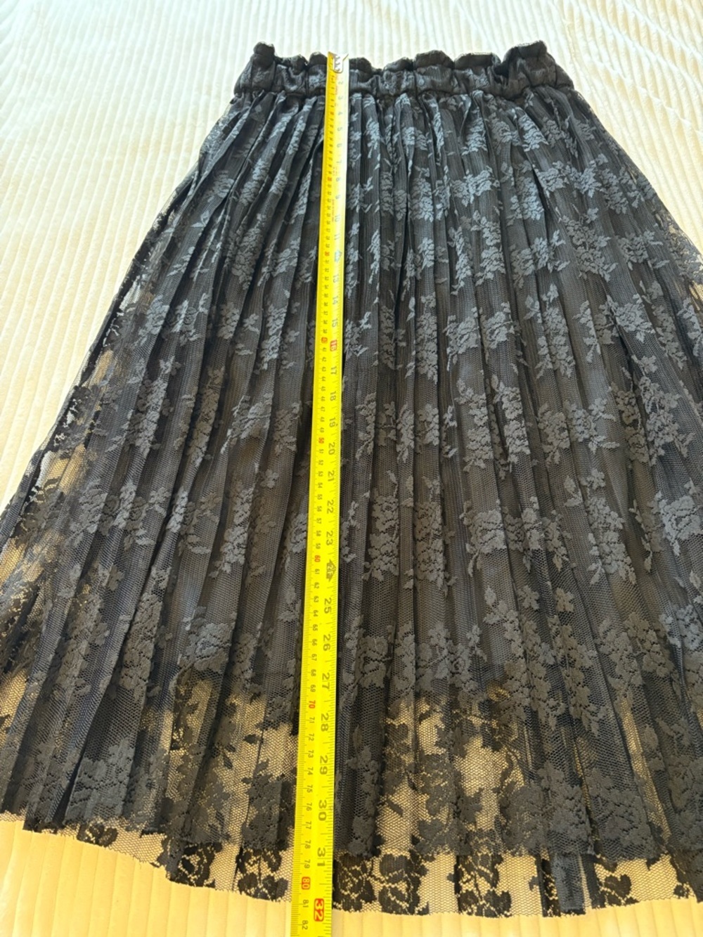 Black Lace Pleated Midi Skirt Sheer Floral Overlay Elastic Waist Size Medium - Picture 4 of 7